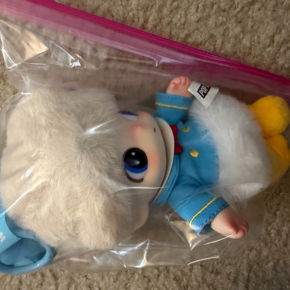 Popmart - Picture 2 of 2